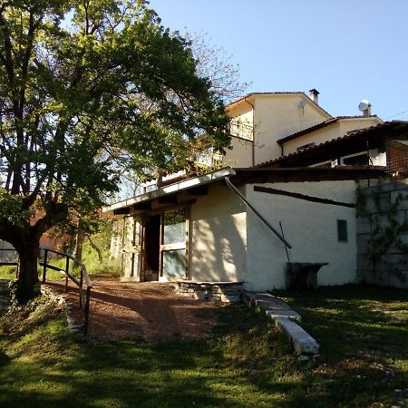 Bed & Breakfast Sentiero 54 Cantiano Dış mekan fotoğraf