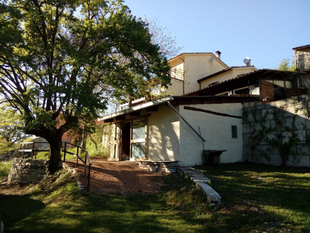 Bed & Breakfast Sentiero 54 Cantiano Dış mekan fotoğraf