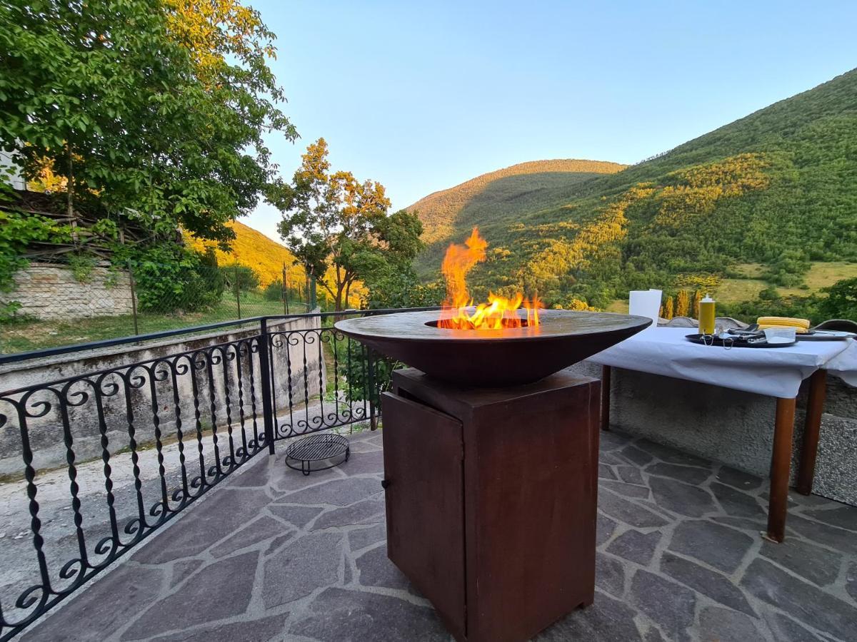 Bed & Breakfast Sentiero 54 Cantiano Dış mekan fotoğraf