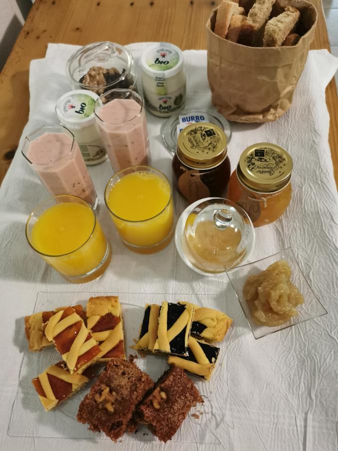 Bed & Breakfast Sentiero 54 Cantiano Dış mekan fotoğraf